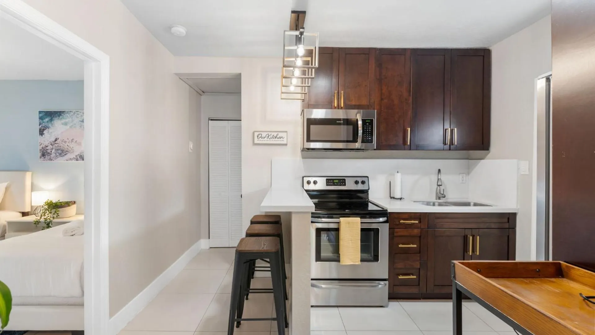 Apartmán Cozy 2 Bedroom W/gated Parking, Patio & W/d *