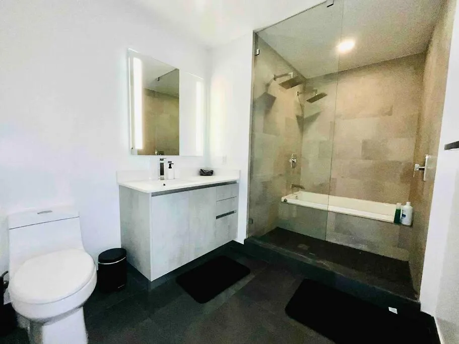 Art House King Bed Rooftop Pool Apartment Miami