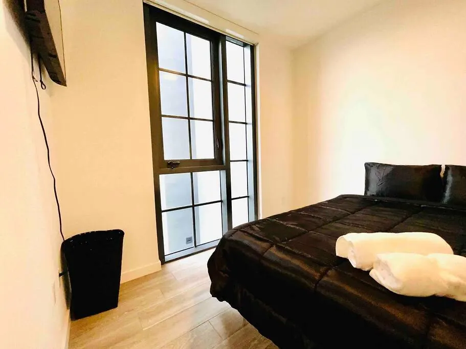 Apartment Art House King Bed Rooftop Pool Miami