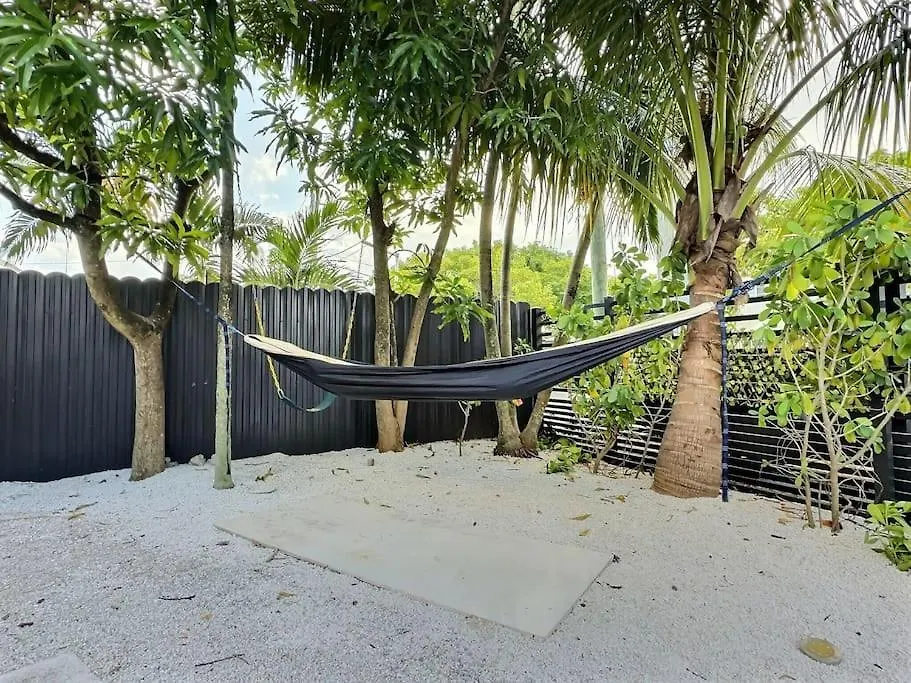 Jacuzzi•glamping•gym•parking•bbq•soft Beds•secure * Miami