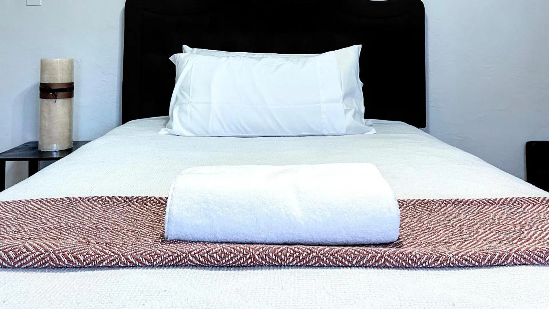 Akeyi Miami305 Private Bedrooms