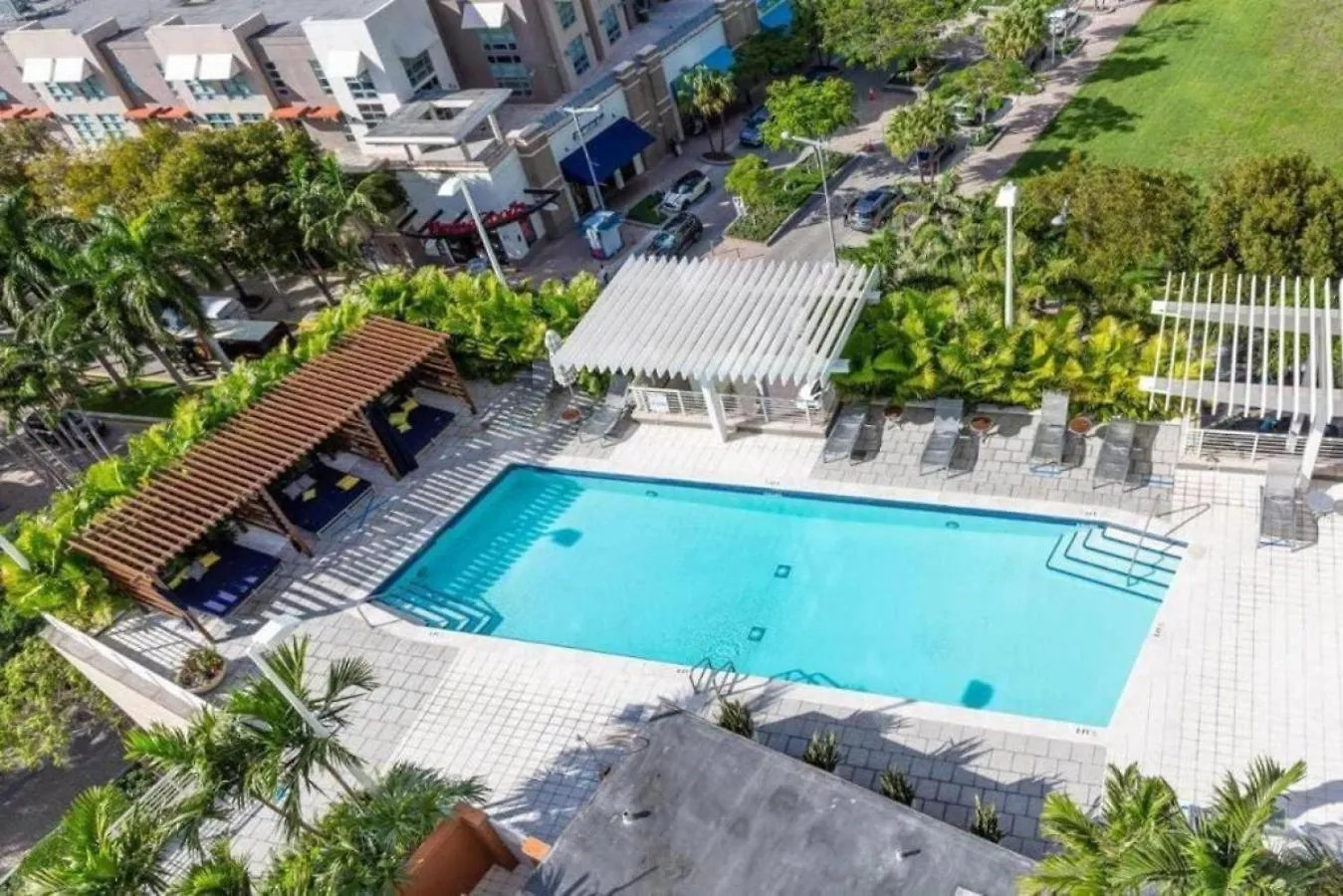 Coco Loco - Wynwood Apartment