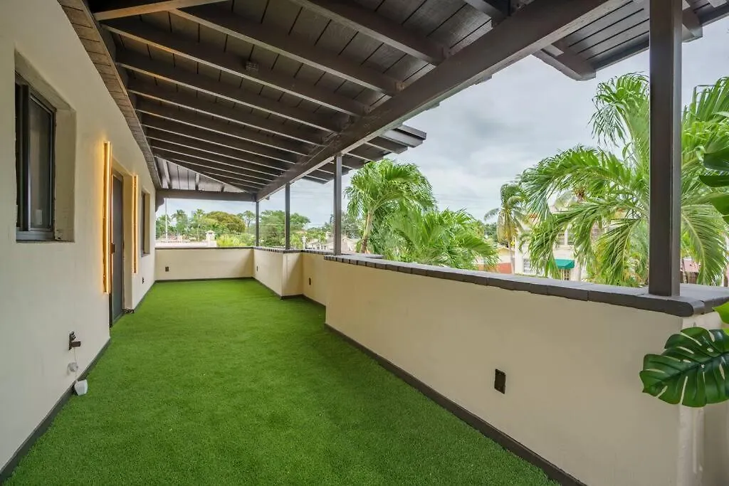 New! & Calle Ocho Simpson's Funhouse! Apartmán *