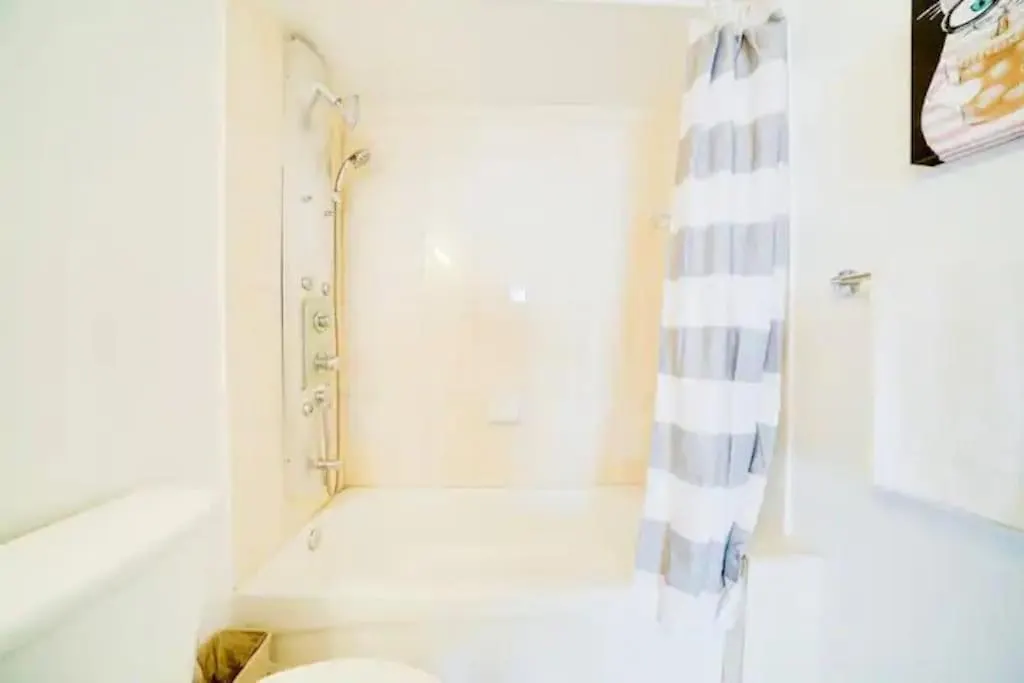 56floor 2bd 2ba Penthouse 28 Day Minimum Million Dollar View