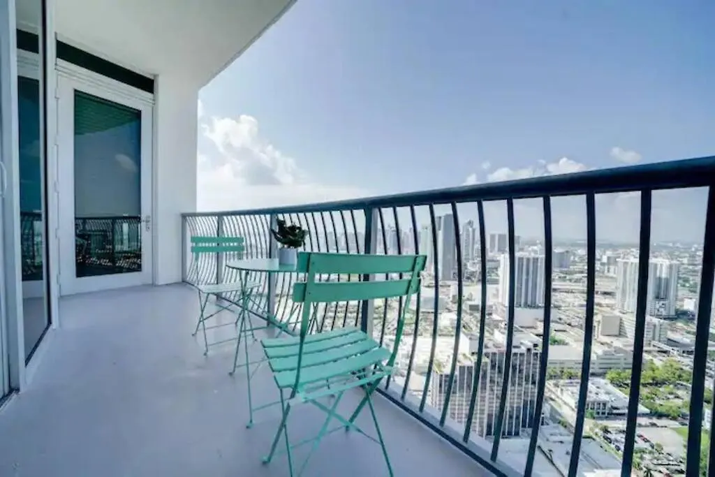 56f 2bdr Penthouse Mil$viewbiscanebaycty Freepking 아파트
