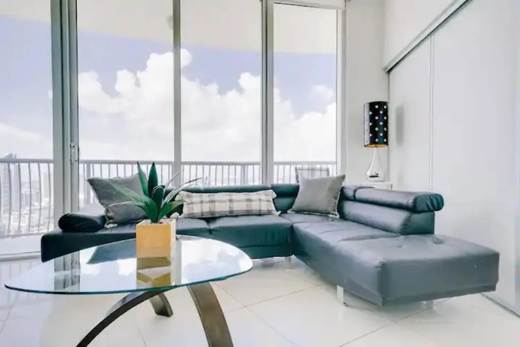 56f 2bdr Penthouse Mil$viewbiscanebaycty Freepking