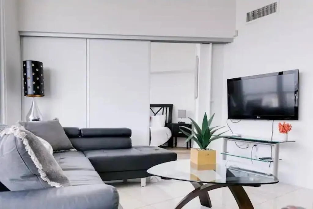 56f 2bdr Penthouse Mil$viewbiscanebaycty Freepking Apartment