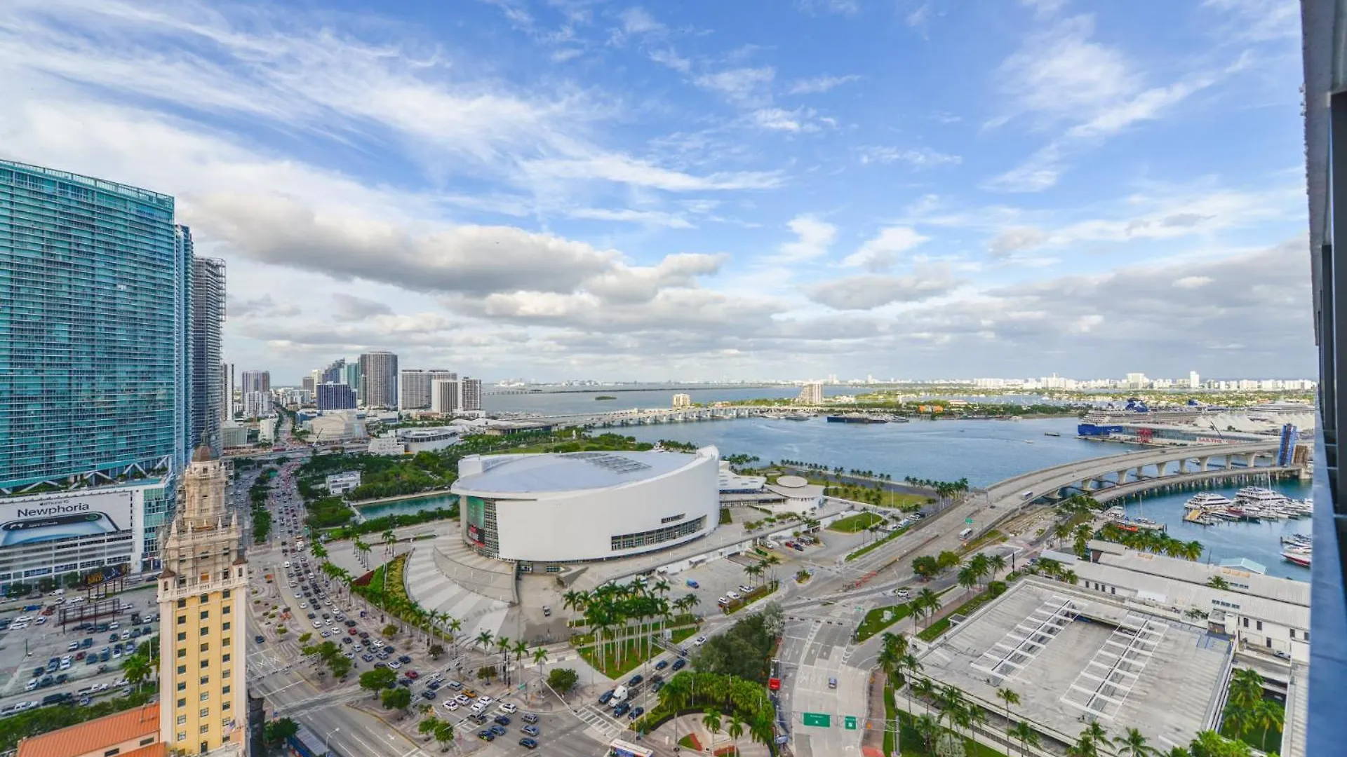 Studio Close To The Bayside With Ocean View * Miami