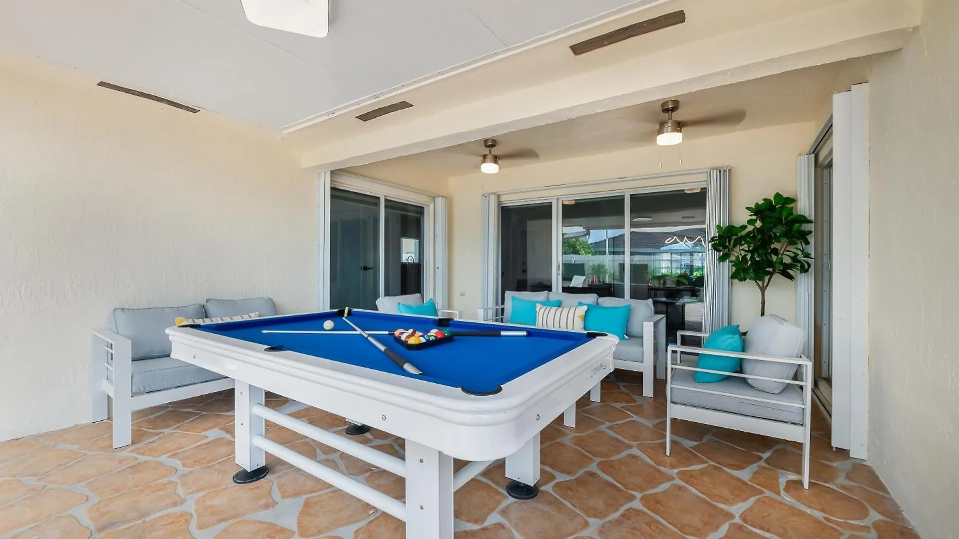 Pirate's Ship Heated Pool 16 Guest Super Mario Theme Miami