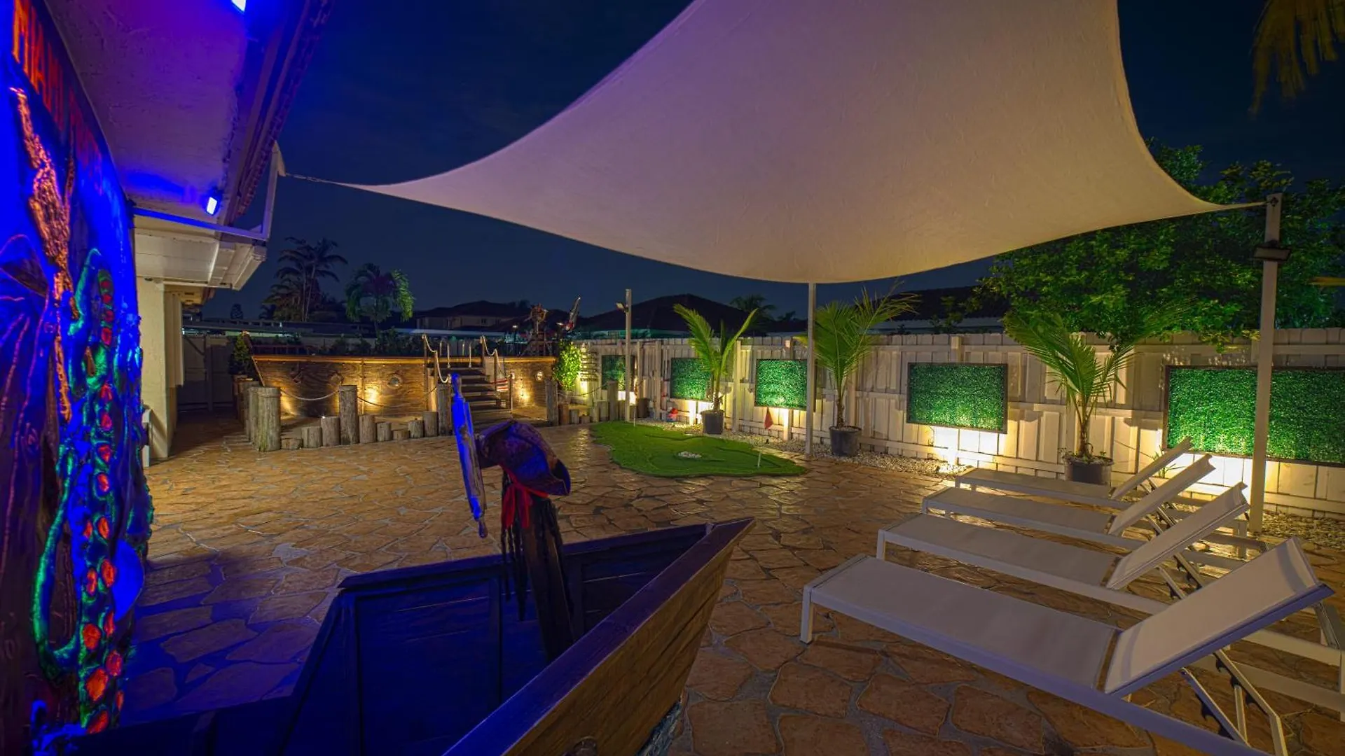 Pirate's Ship Heated Pool 16 Guest Super Mario Theme Villa *