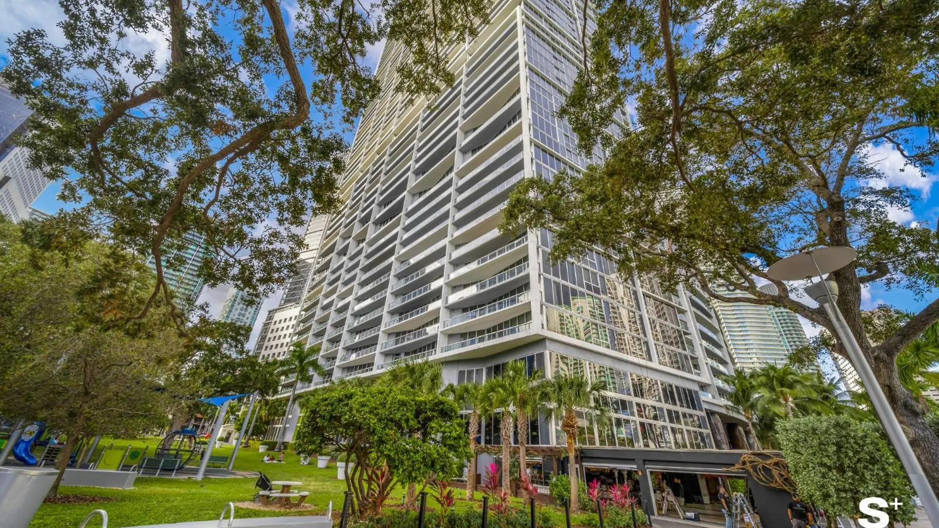 Icon Brickell Waterview One-bedroom 公寓 *