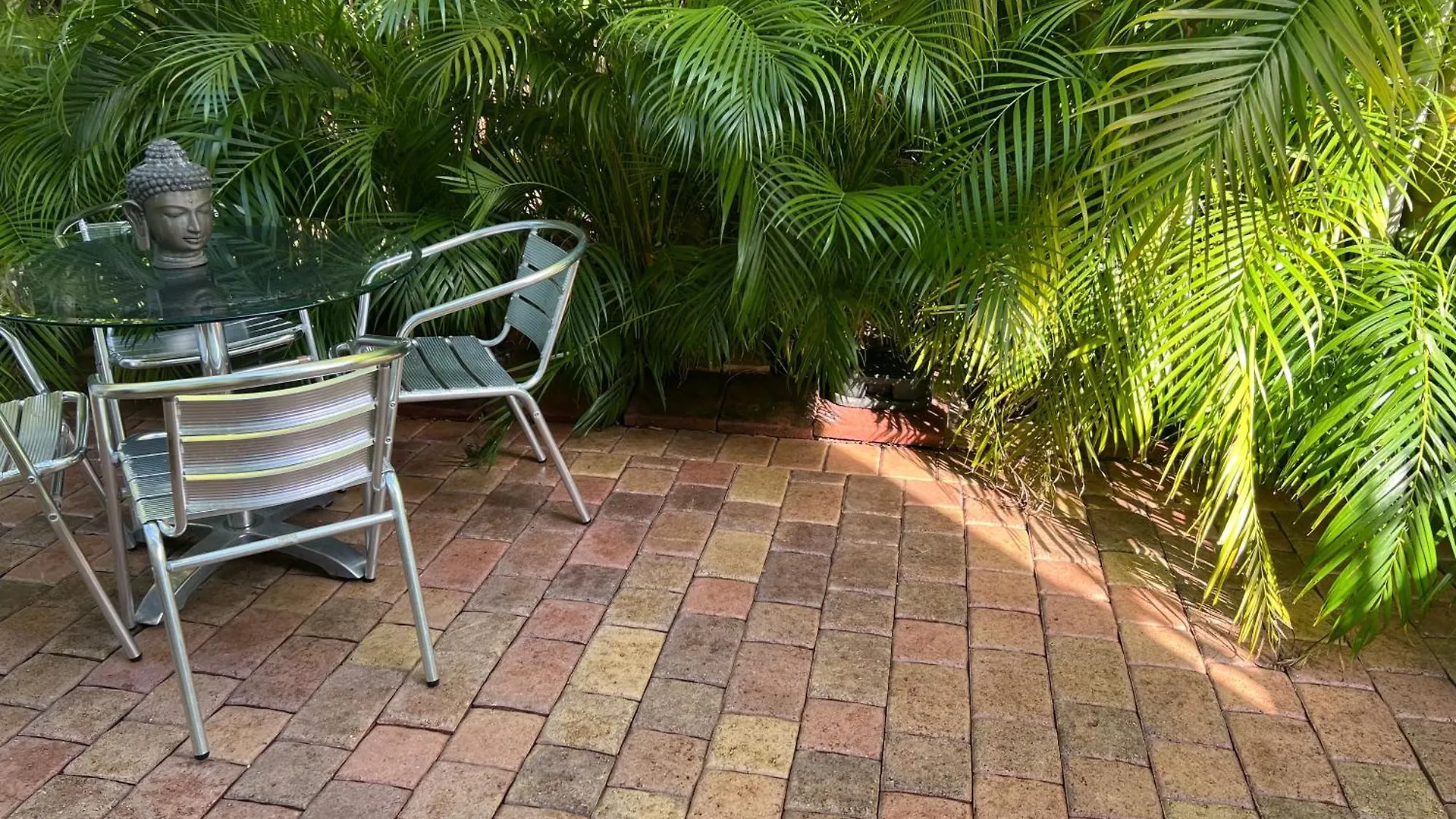 Guest house Guilla