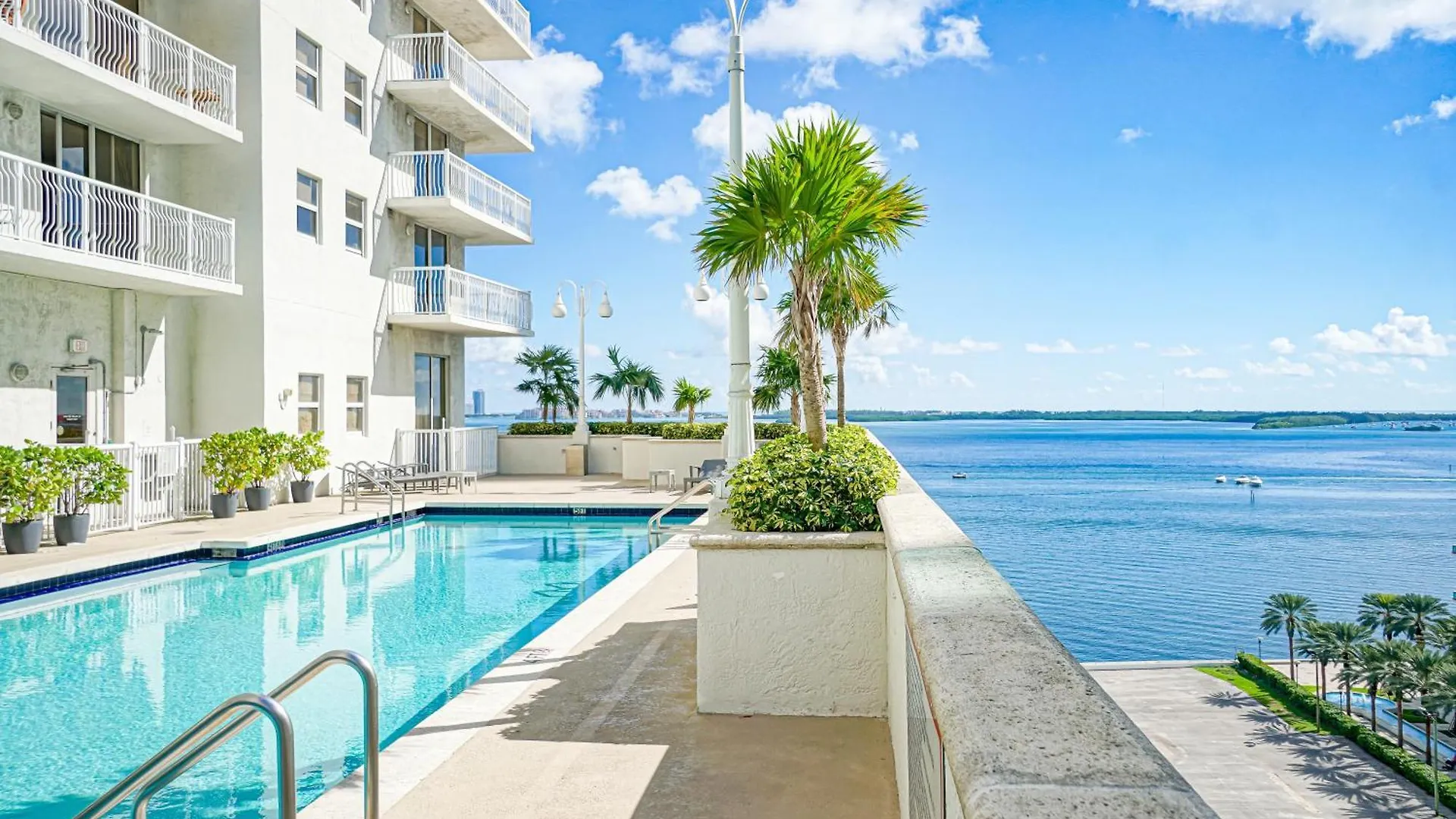 Zeus' Sanctuary Ocean View In Brickell * Miami
