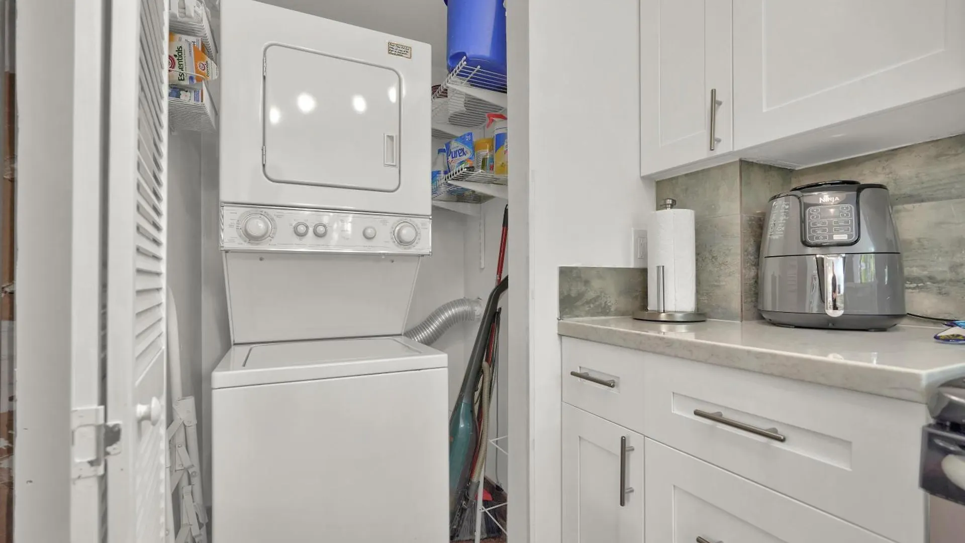 Apartment Treetop Retreat! Cozy 2 Bedroom In Heart Of Grove *