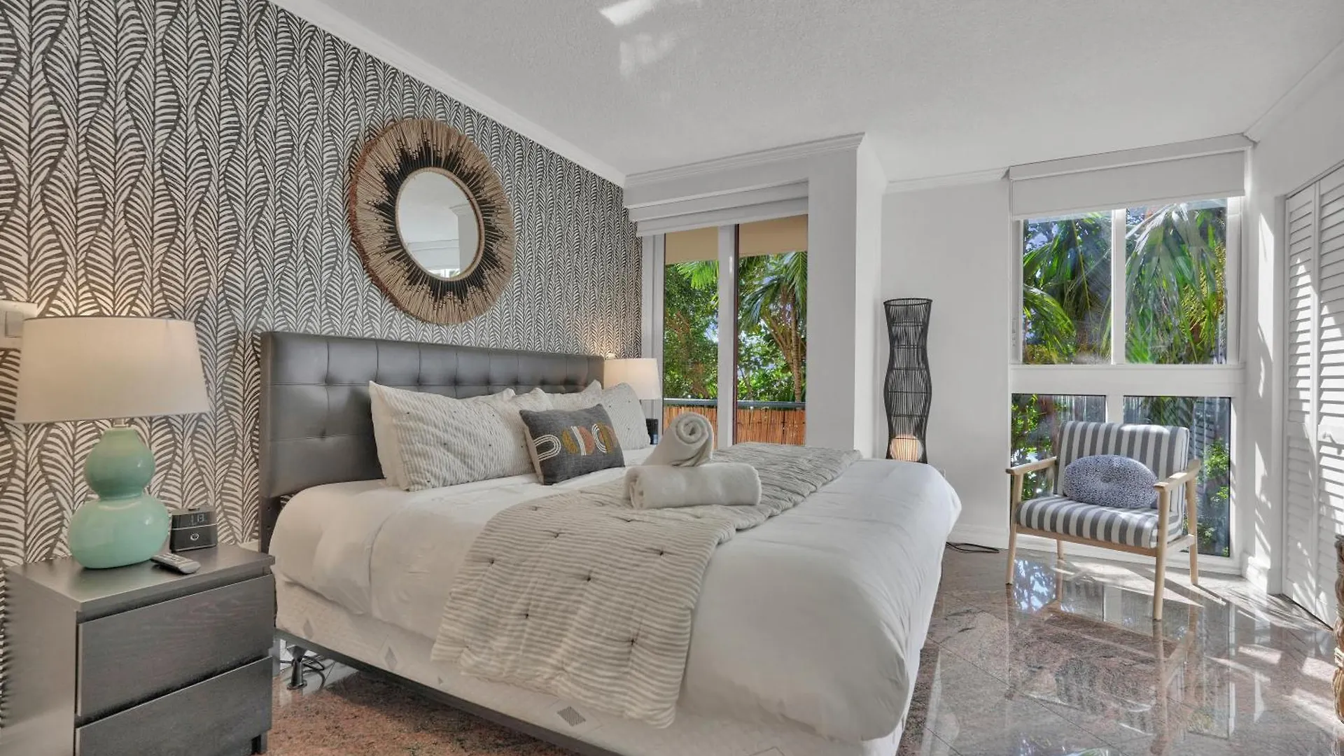 Apartment Treetop Retreat! Cozy 2 Bedroom In Heart Of Grove *