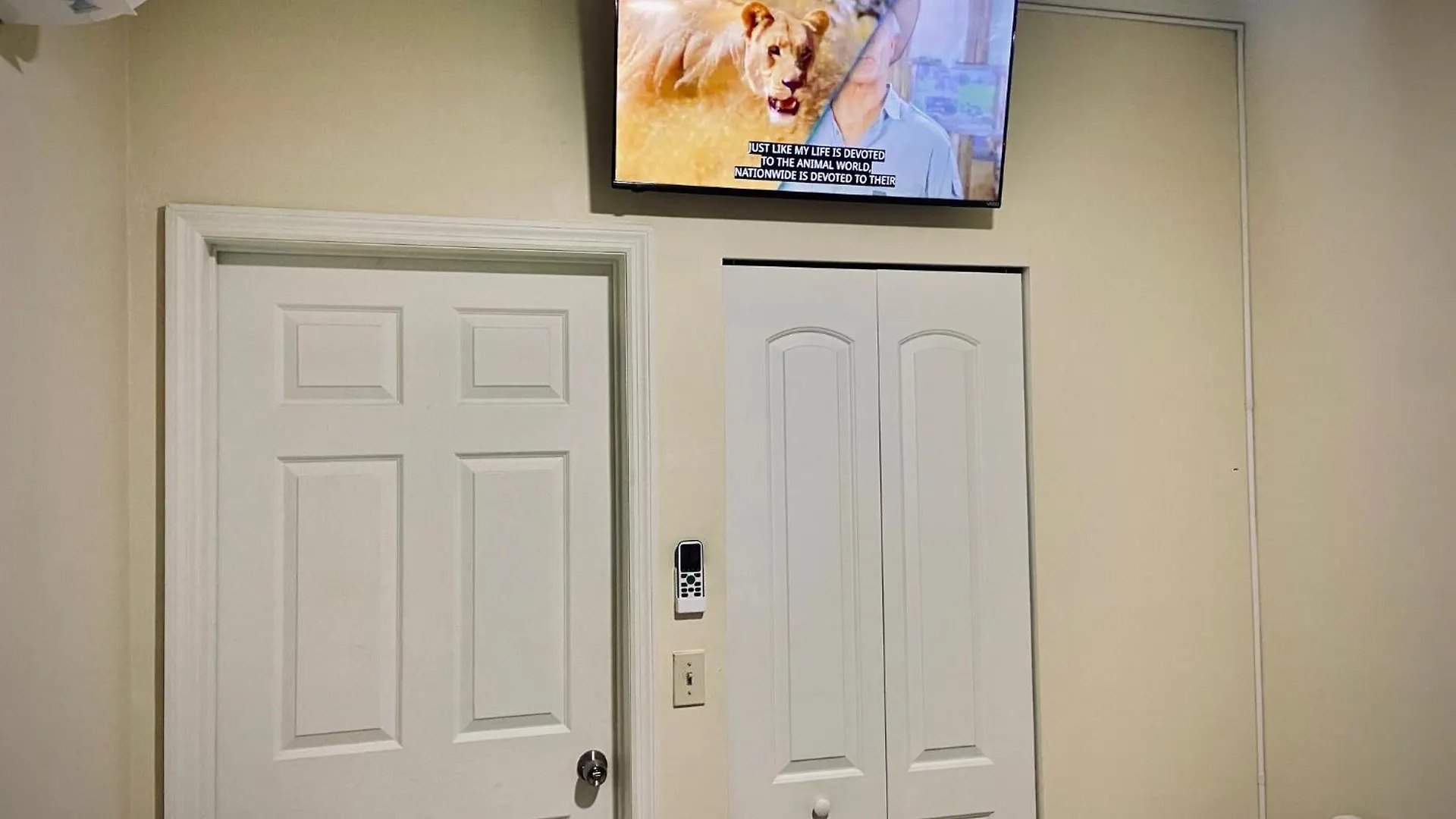 Cozy In Cute House, Close To Airport - Free Parking