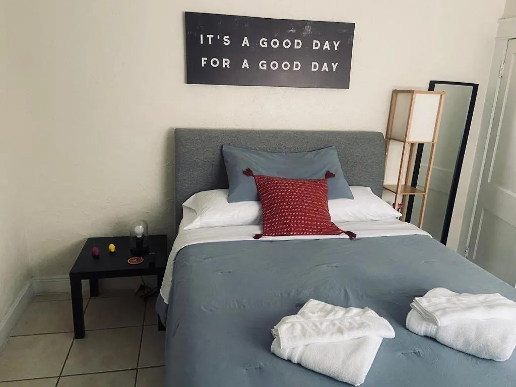 Private Close To Airport - Free Parking - 01 * Miami