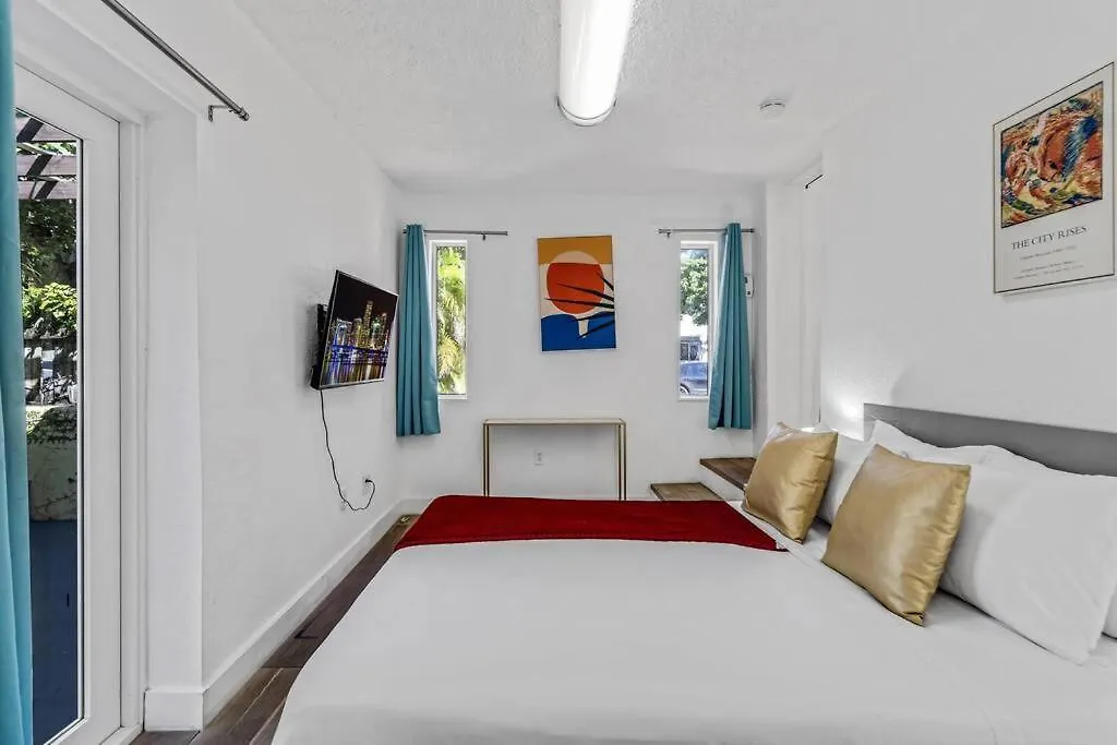 3 Bedrooms With Pool And Summer Kitchen Villa Miami