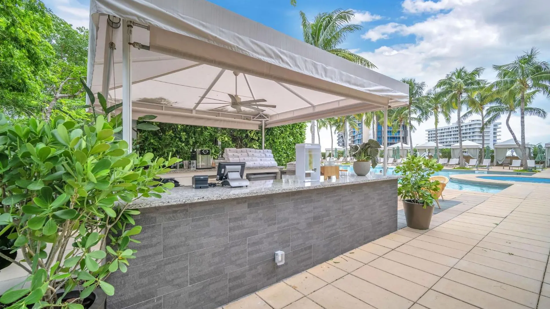 2 Bedroom Or King Studio Suites Four Seasons Hotel Miami Free Wi-Fi & Free Parking Apartment Miami