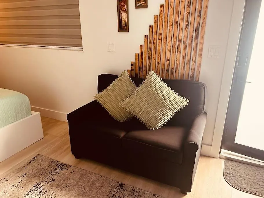 Cozy Apartment, With Separate Entrance Appartamento