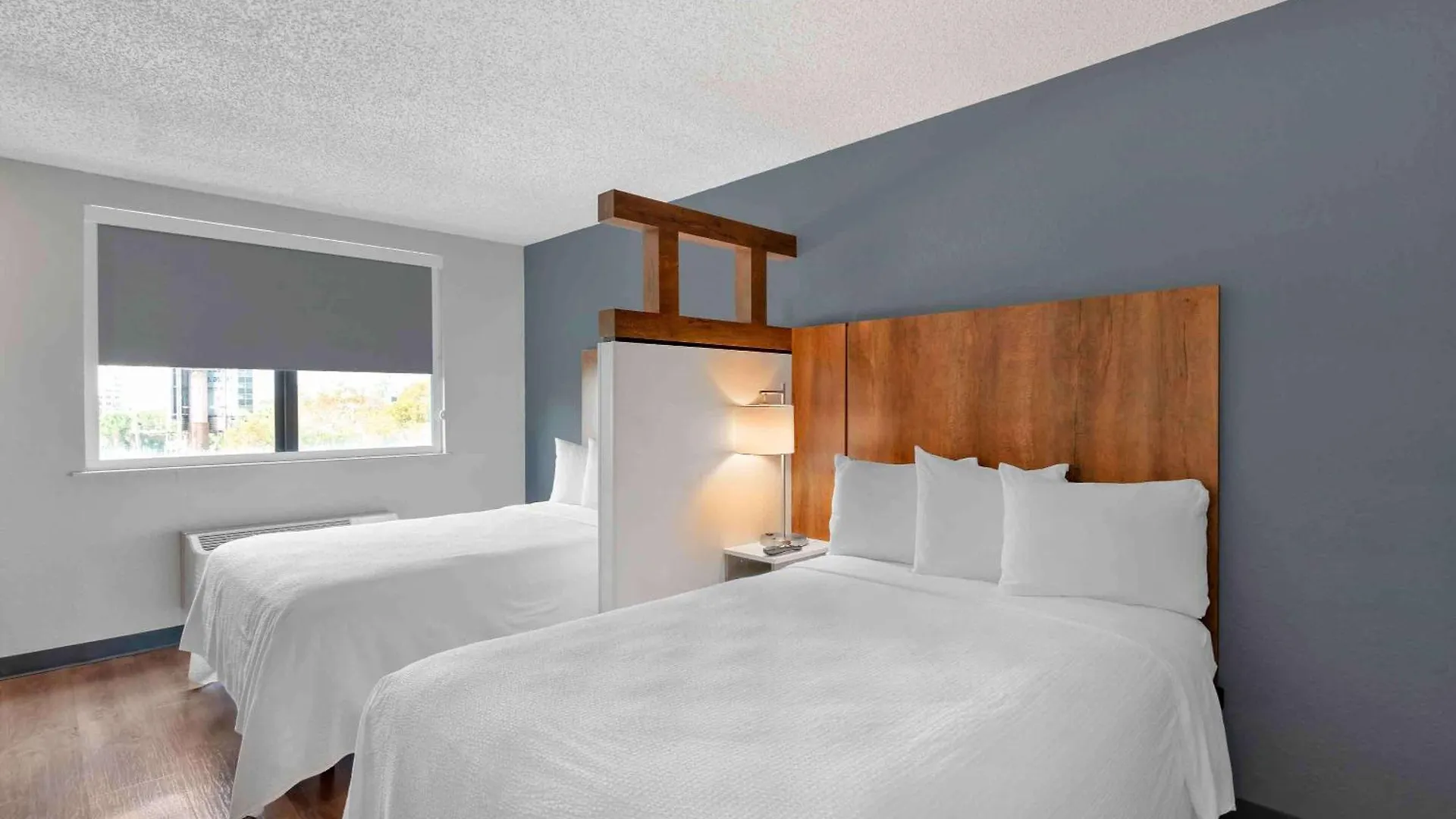 Extended America Premier - - Downtown Brickell - Cruise Port
