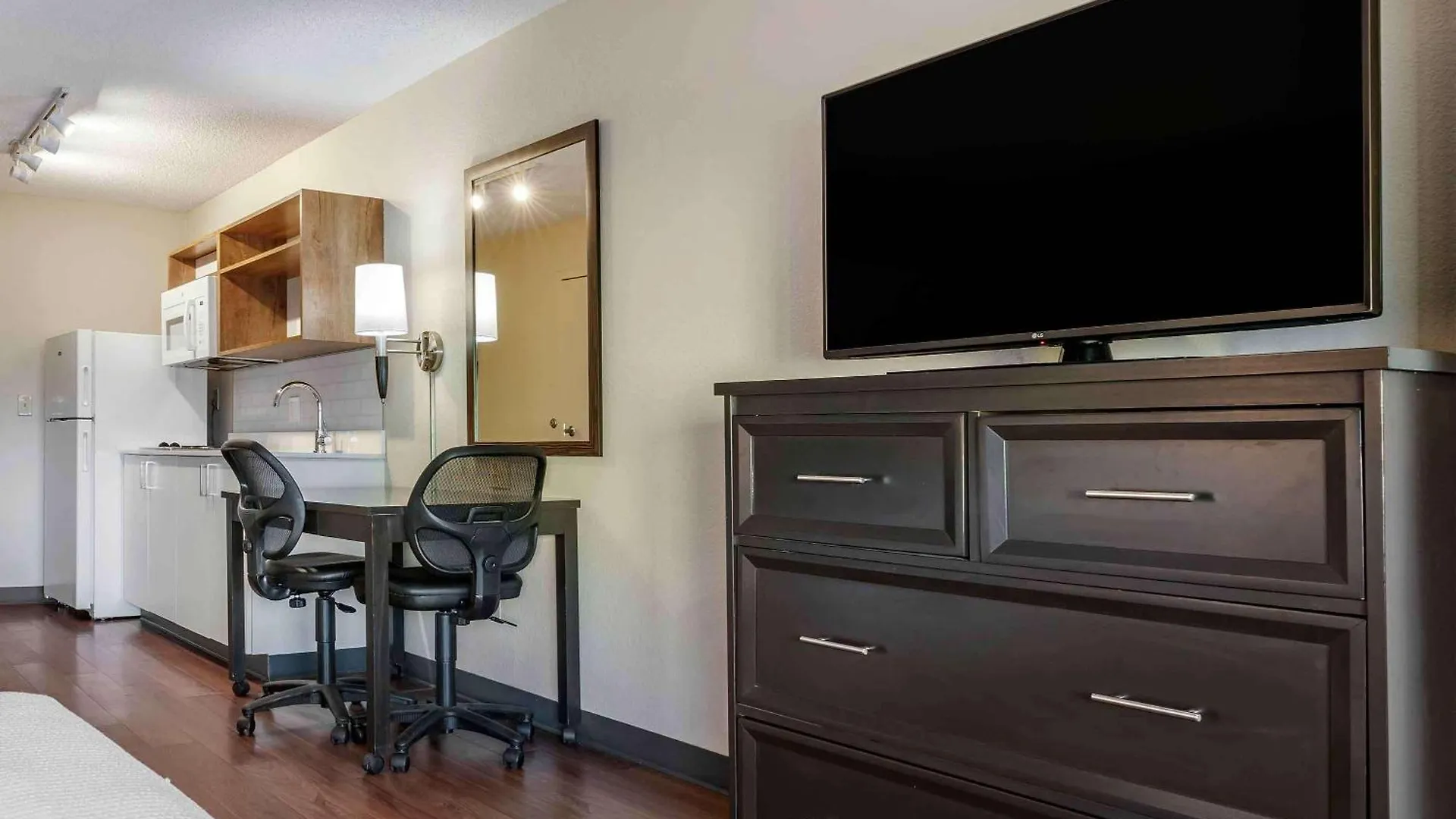 Extended America Premier - Miami - Airport - Doral - 87th Avenue South Hotel 2*