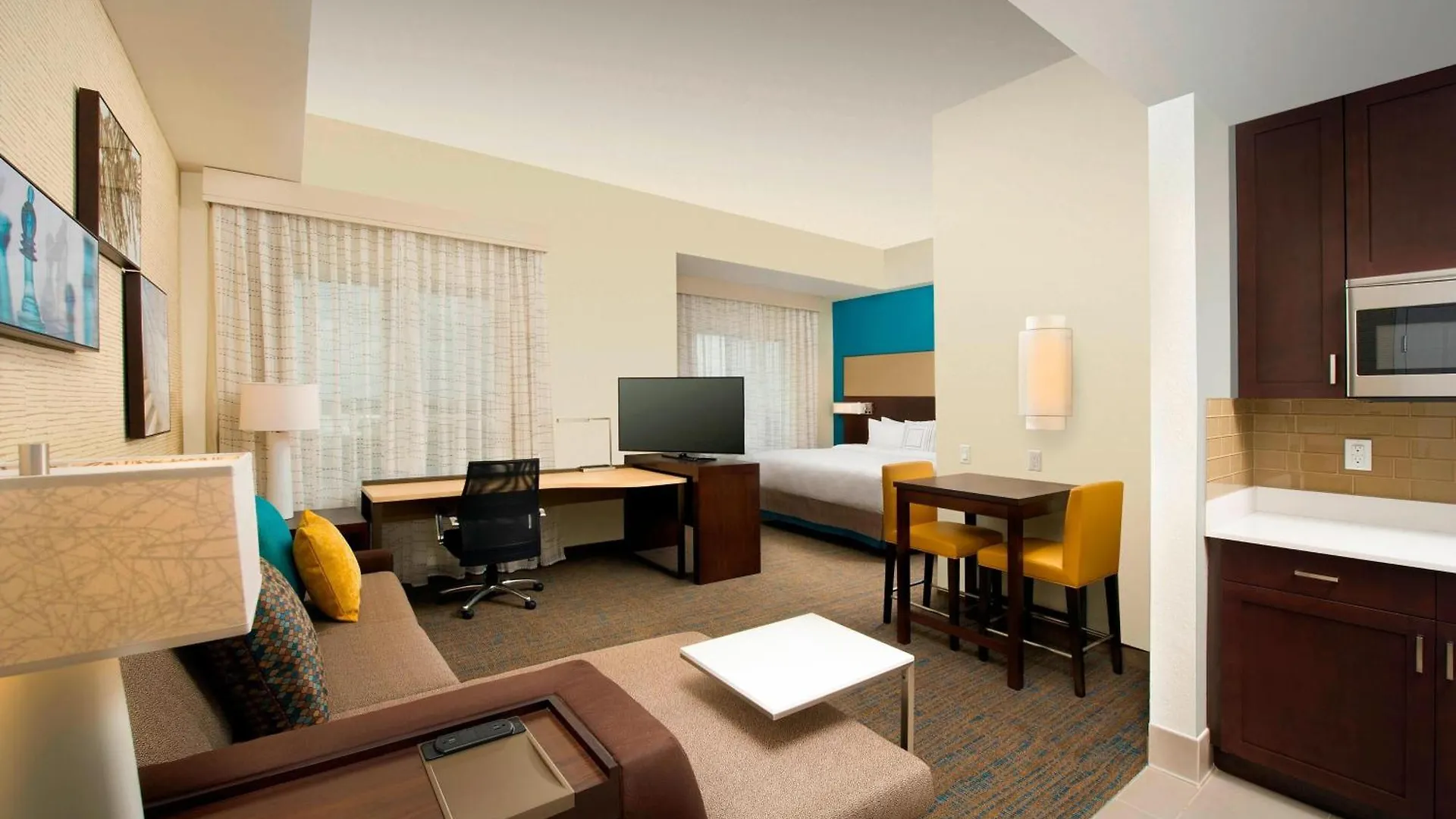 By Marriott Miami Airport West/doral Hotel 3*