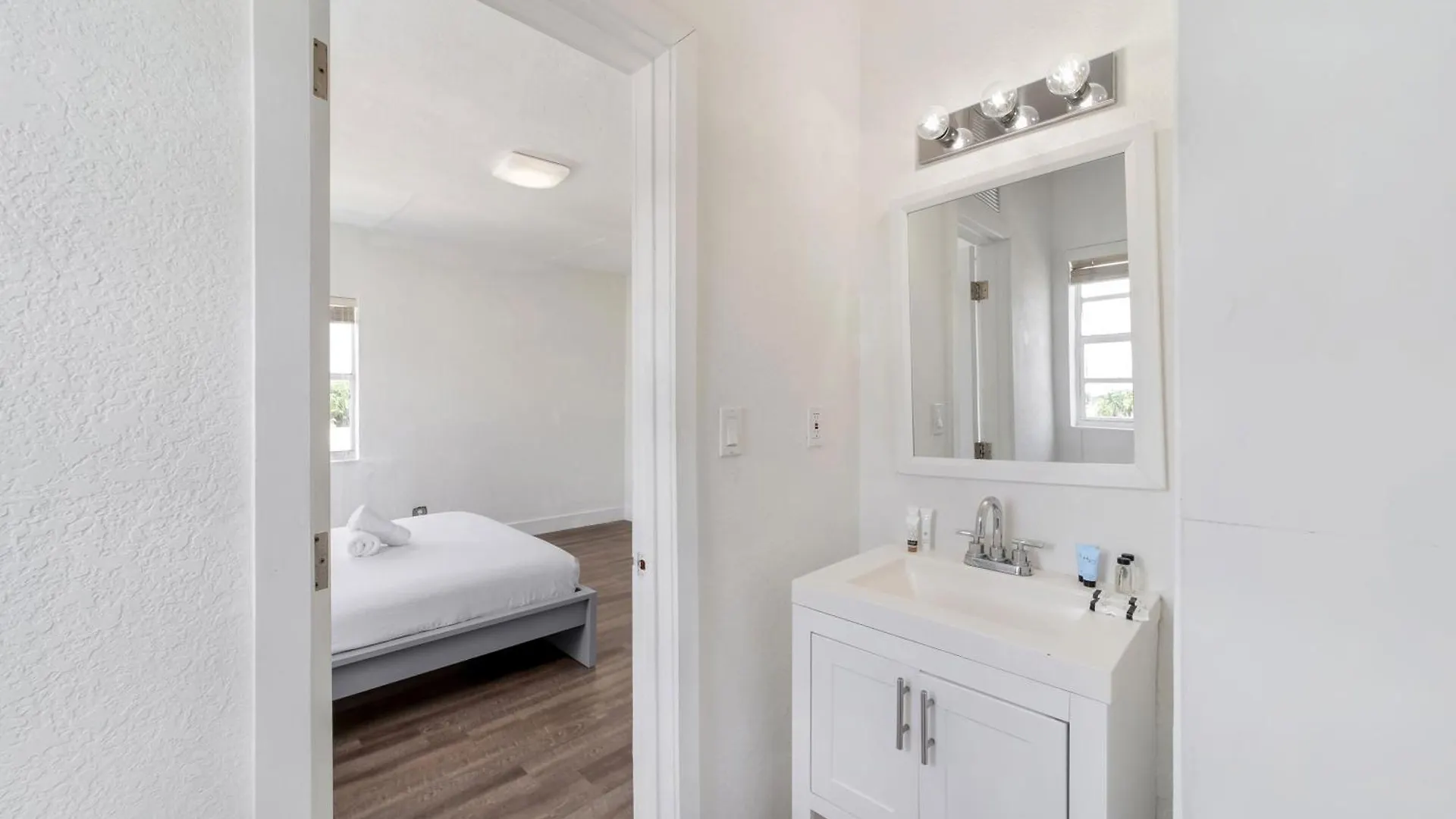 Treehouse 3* Miami