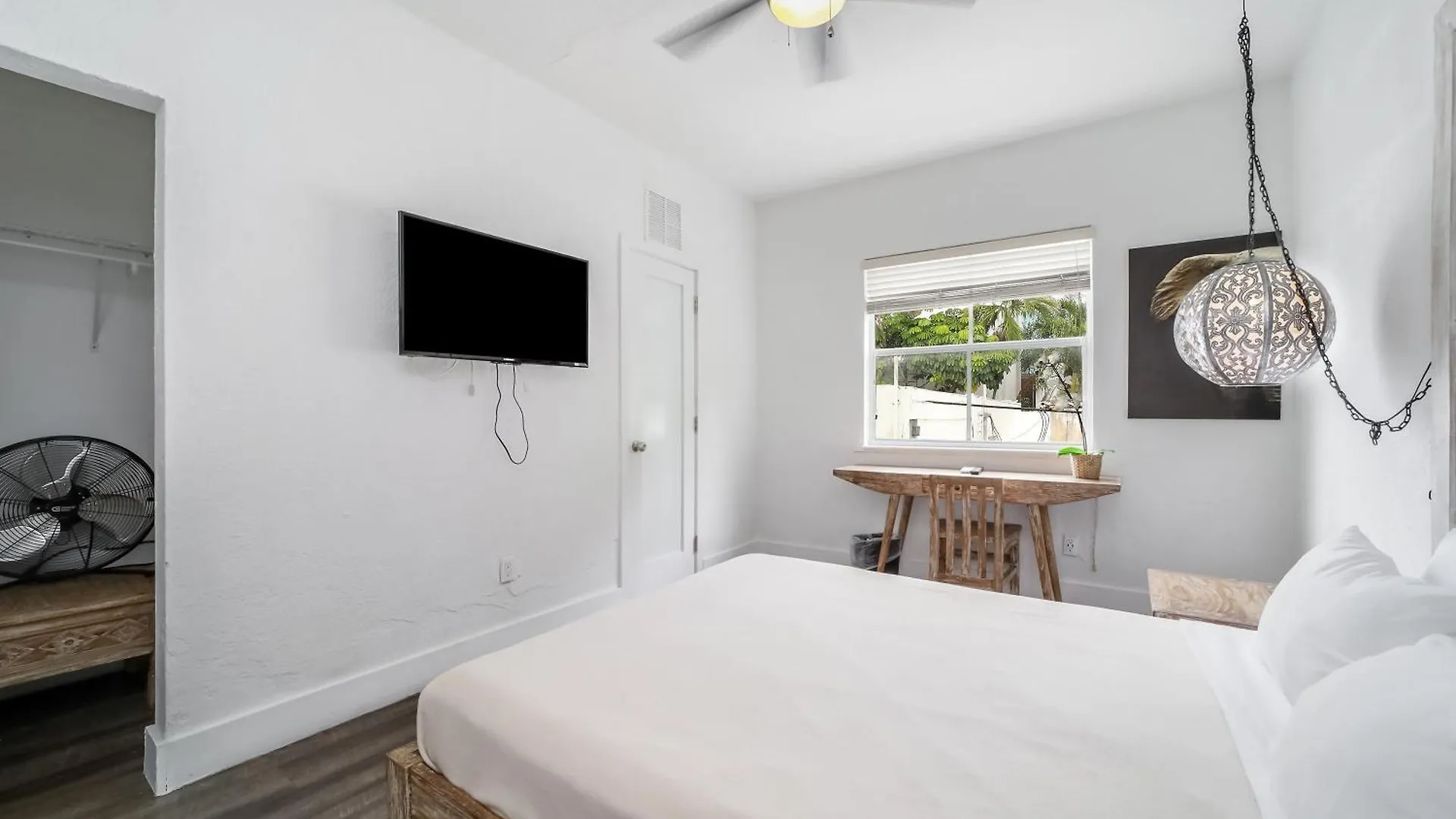 Treehouse Miami