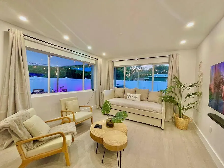 Holiday home Dune Paradise-pool/wynwood/spacious 5br/hidden Gem
