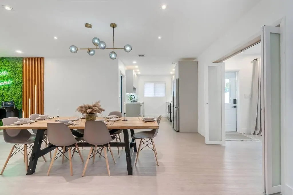 Dune Paradise-pool/wynwood/spacious 5br/hidden Gem Holiday home