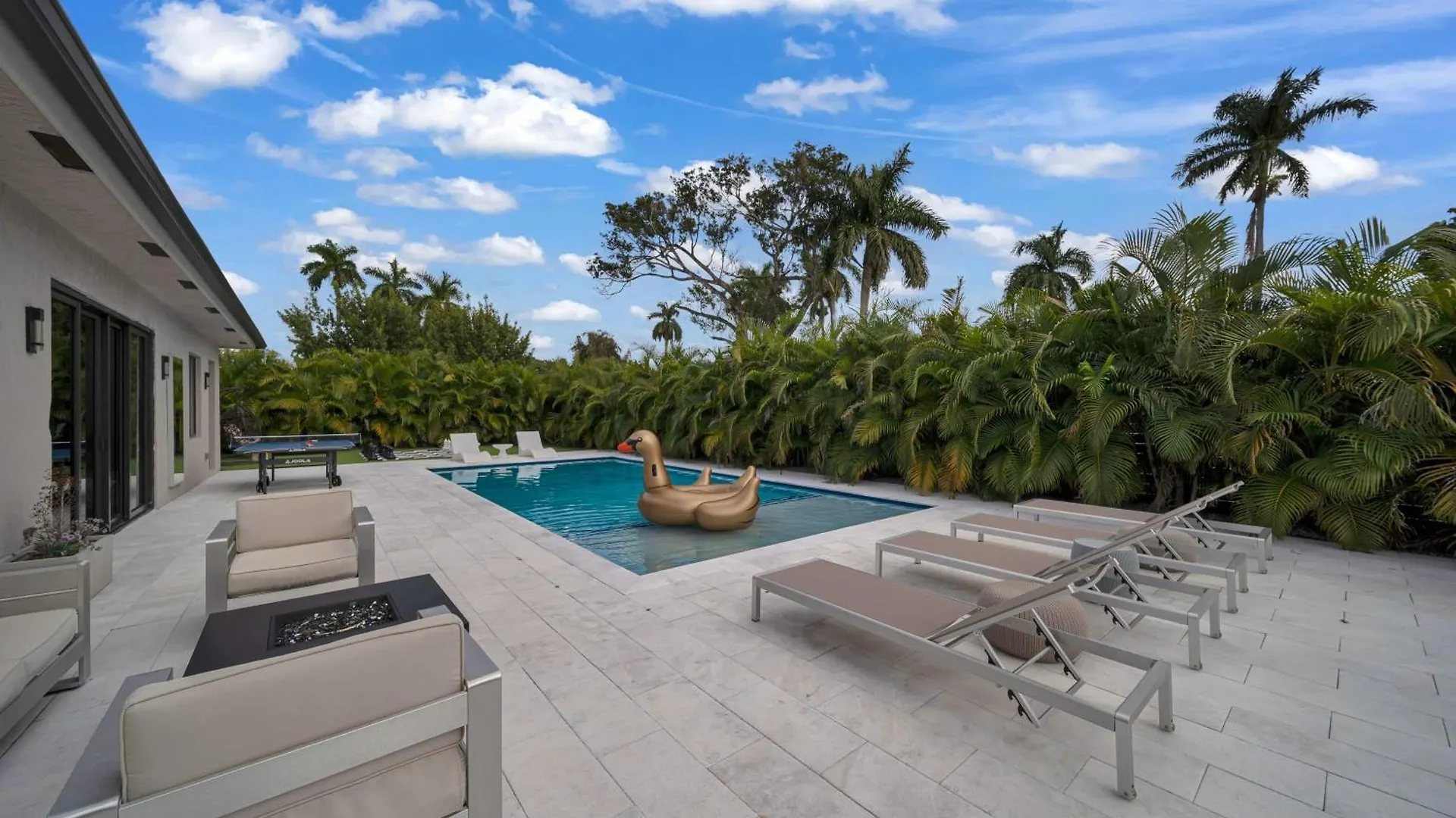 Luxury Amara W/heated Pool/sauna/gym/bbq Villa Miami
