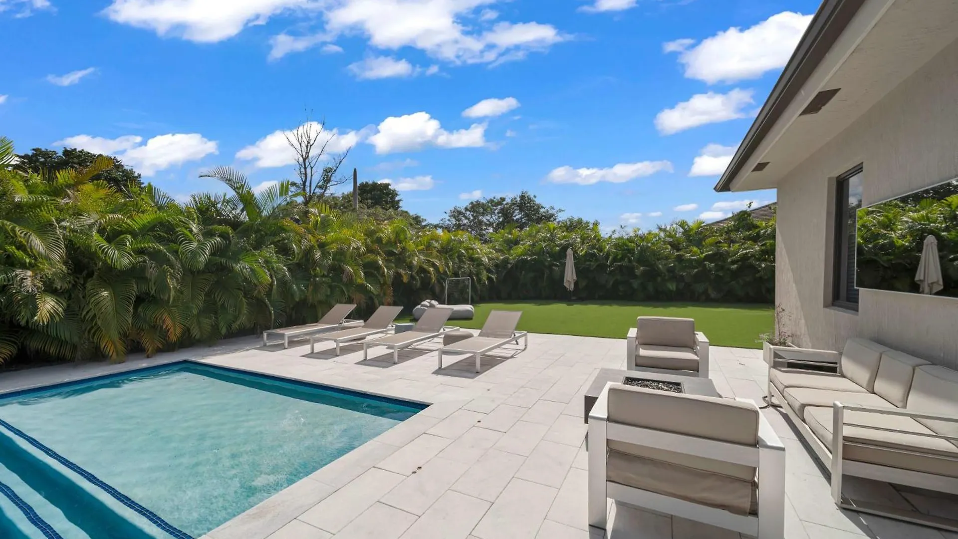 Luxury Amara W/heated Pool/sauna/gym/bbq Villa