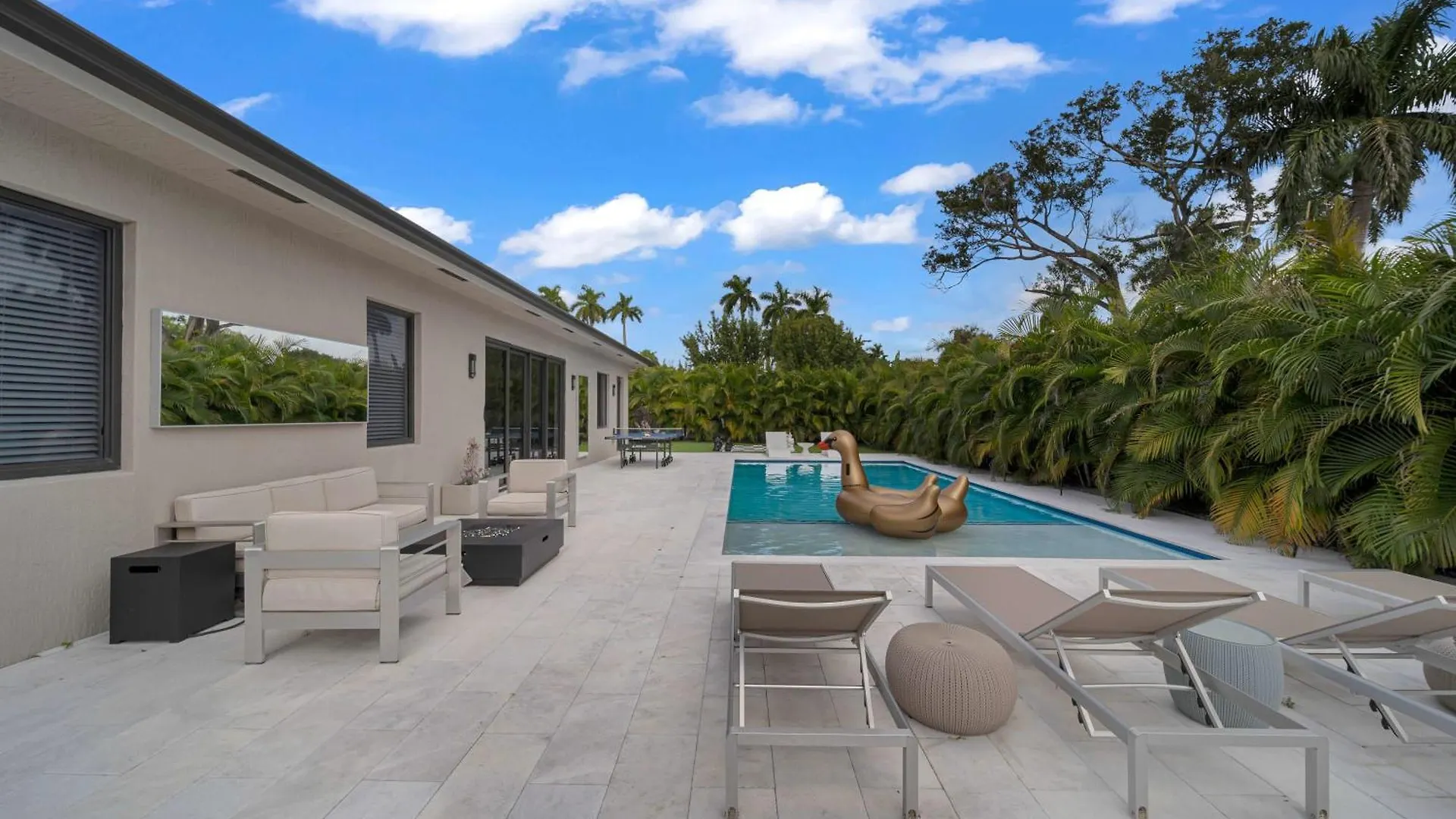 Luxury Amara W/heated Pool/sauna/gym/bbq Villa *