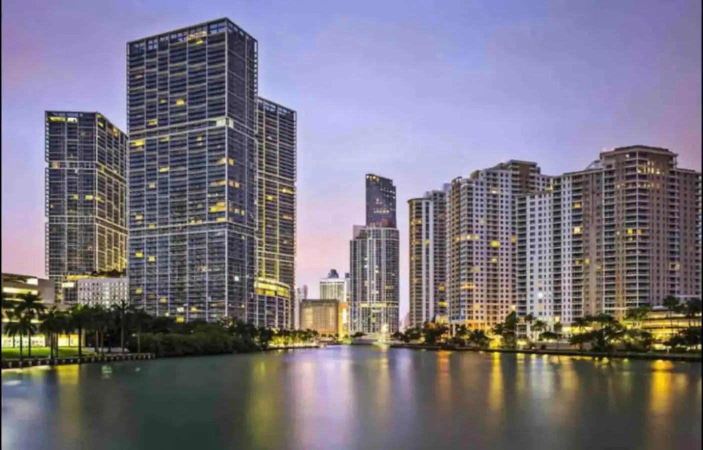 Apartment ** W Icon Brickell-luxury Unit- Free Spa**