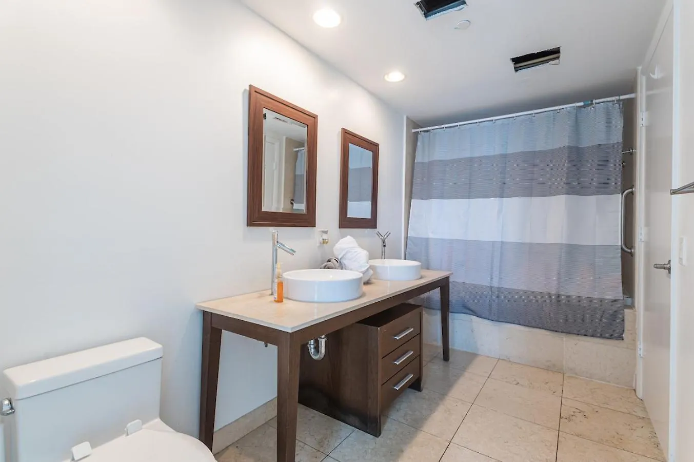 ** W Icon Brickell-luxury Unit- Free Spa**