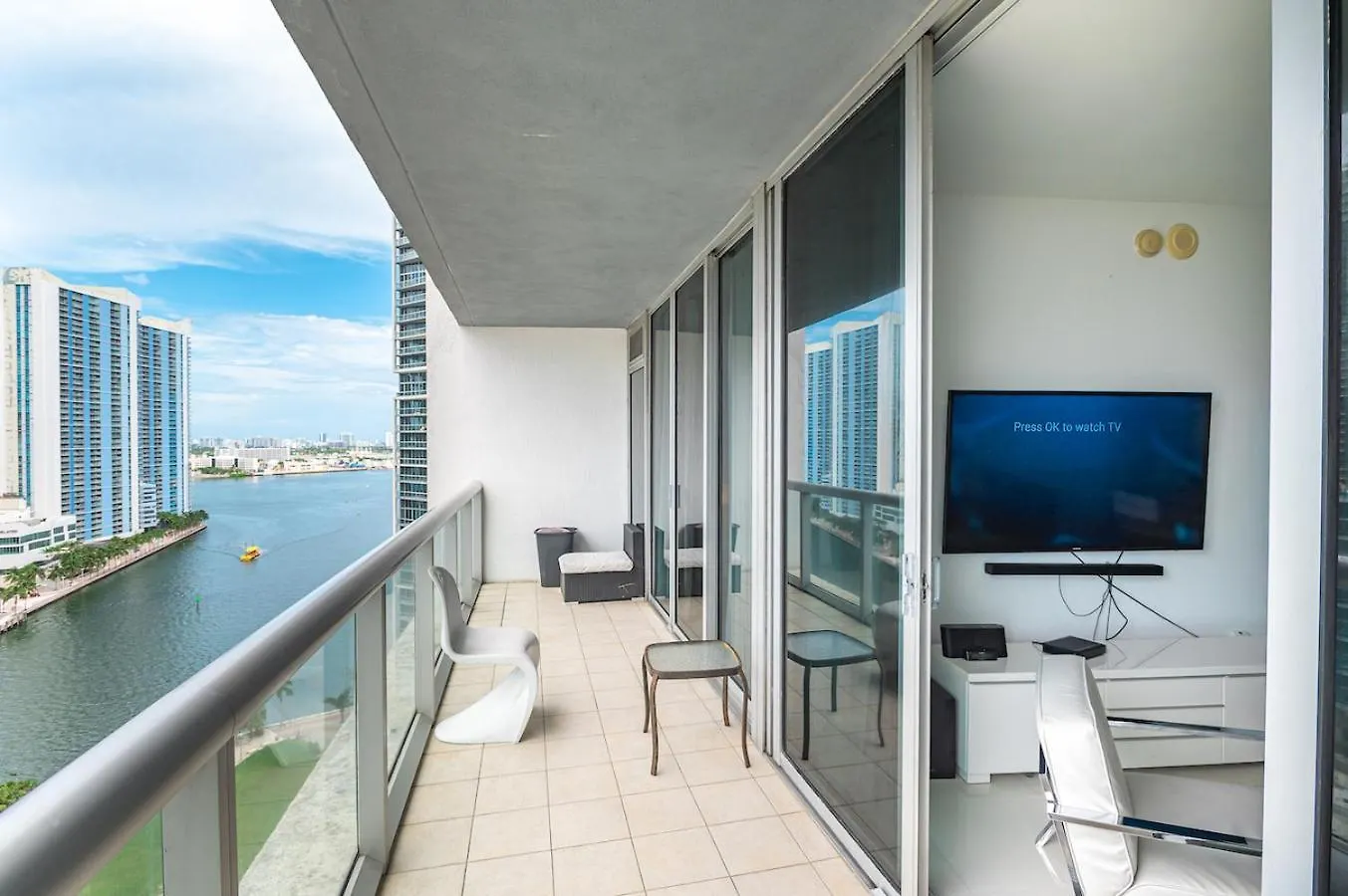 ** W Icon Brickell-luxury Unit- Free Spa** Apartment *