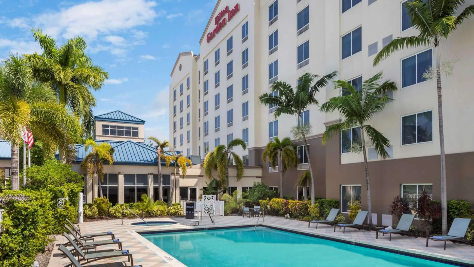Hotel Hilton Garden Airport West 3*