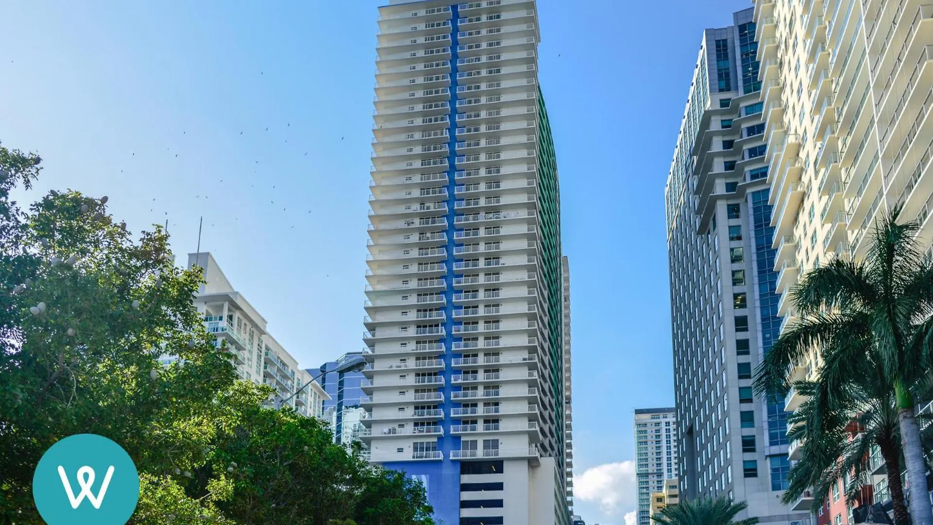 Stunning At Brickell With Pool & Gym Apartment Miami