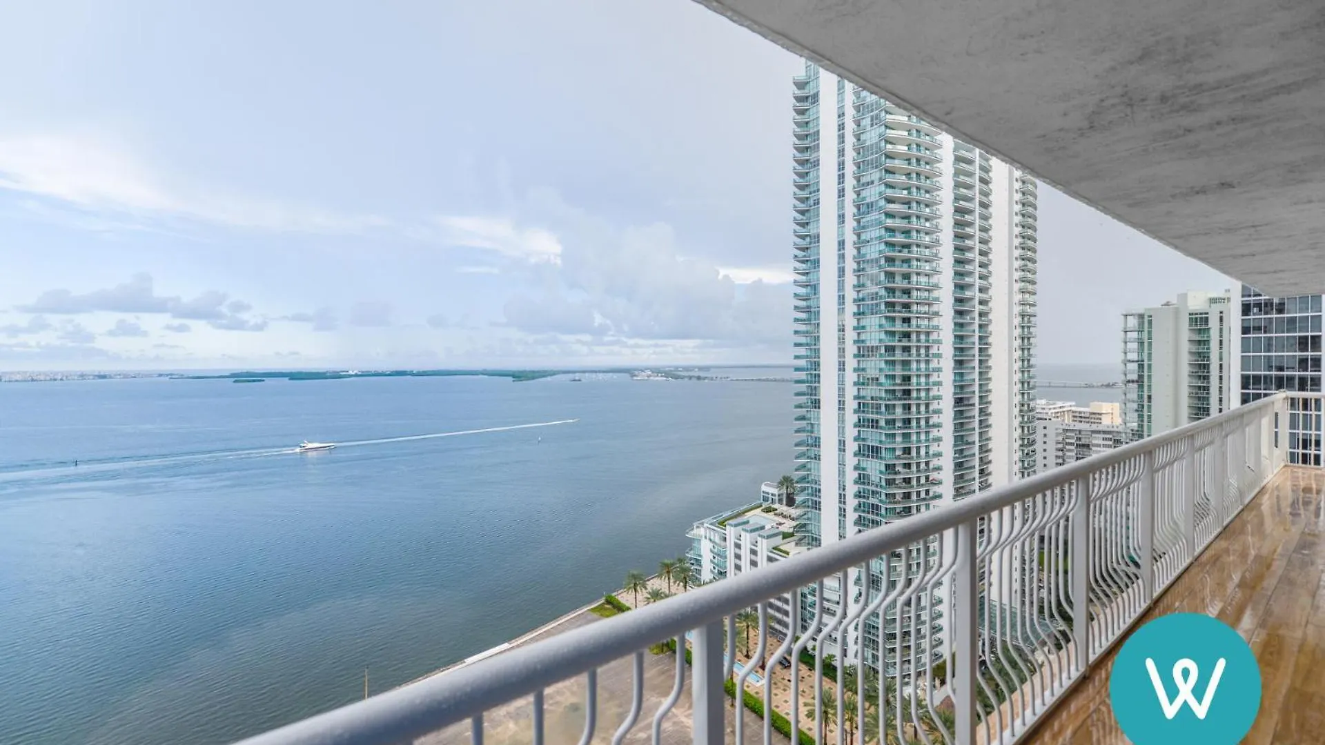 Direct Ocean View - At Brickell Apartment