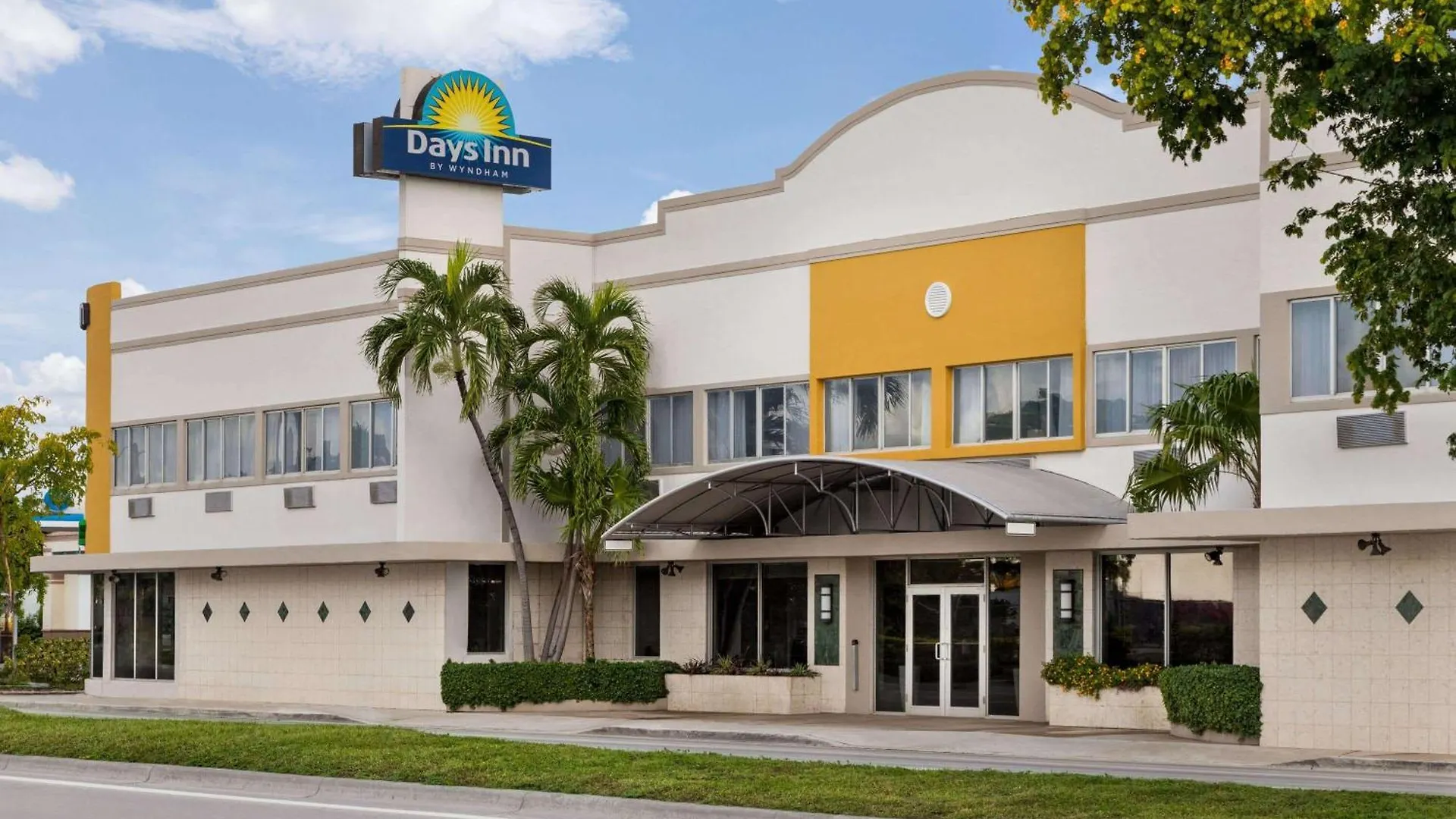Hotel Days By Wyndham Miami Airport North 2*