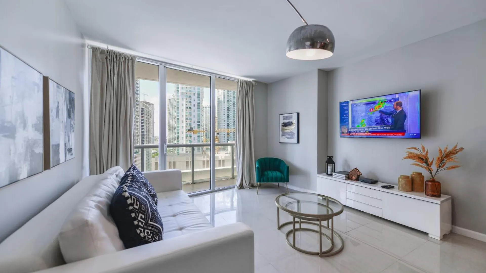 Stylish City-view In Brickell *