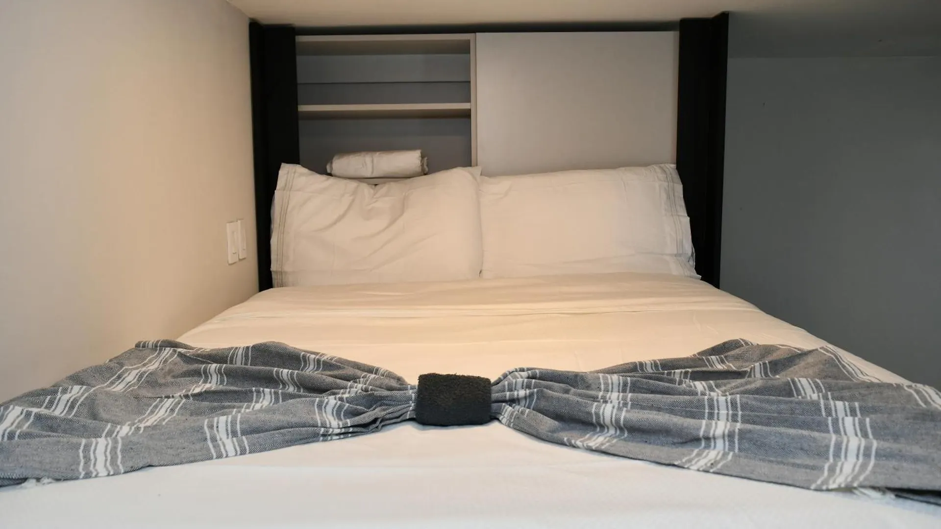 Holiday home Luxurious With Bbq, Hot Tub, Heated Pool & Wifi - L36 Miami