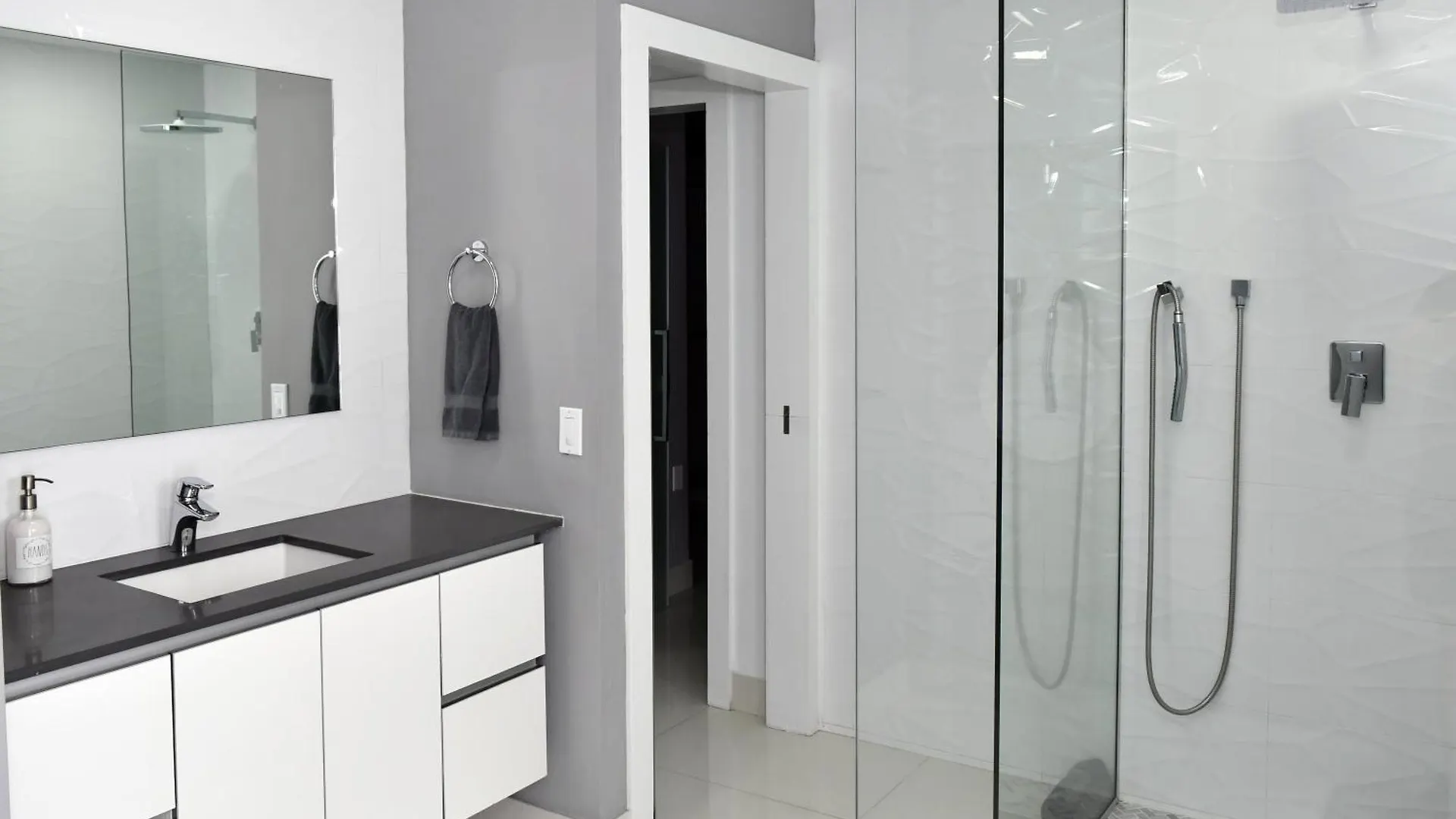 Luxurious With Bbq, Hot Tub, Heated Pool & Wifi - L36 Miami