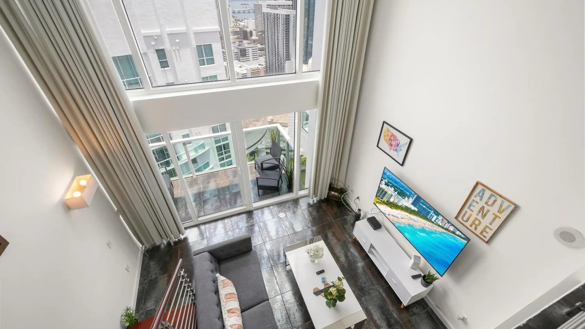 Amazing Loft Style 1 Bedroom In Brickell *