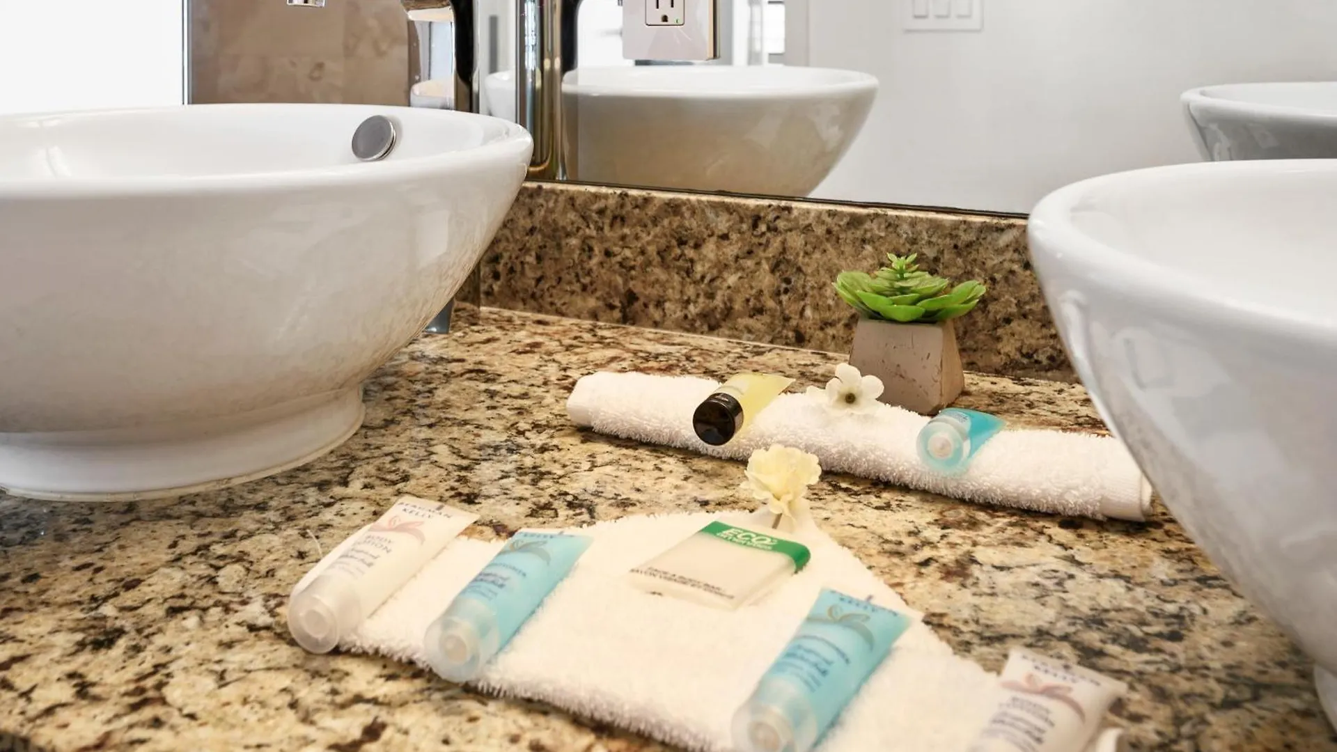 Amazing Loft Style 1 Bedroom In Brickell Miami