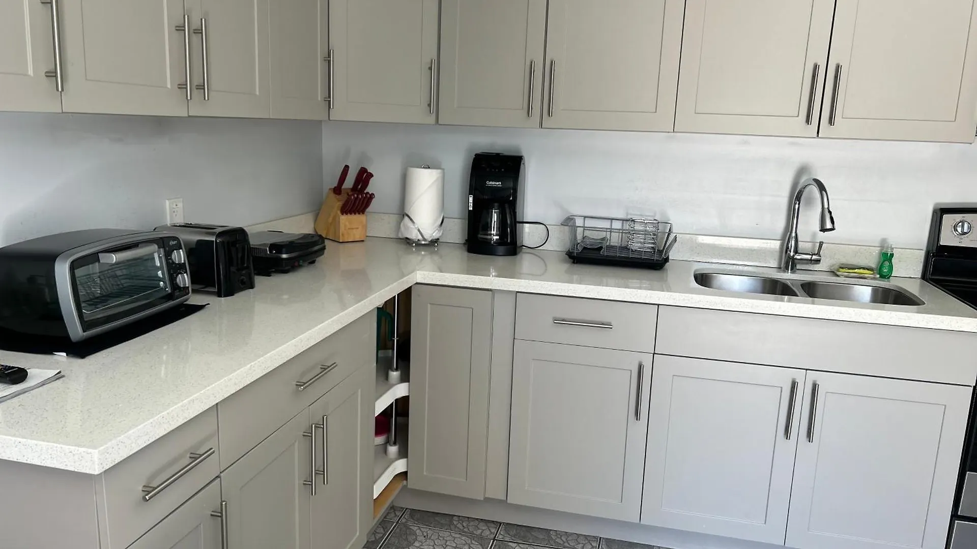 度假居 Main House 3 Bed 2 Bath & 1 Bed 1 Bath 迈阿密