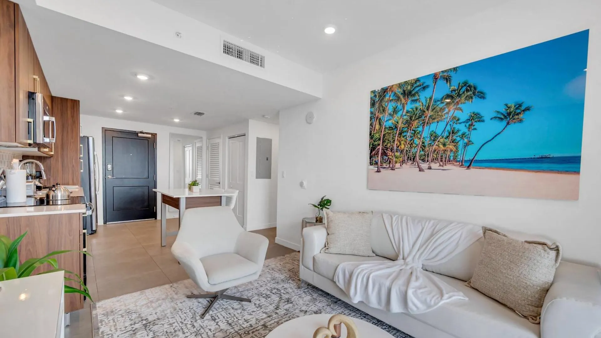 Apartment Amazing 2 Bd Downtown Mins From Brickell With Free Parking *