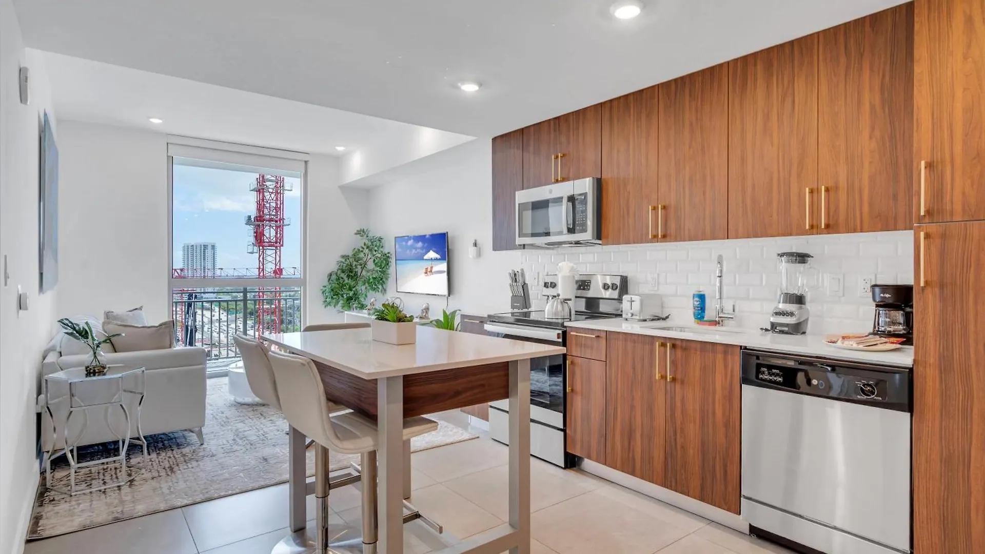 Apartment Amazing 2 Bd Downtown Mins From Brickell With Free Parking