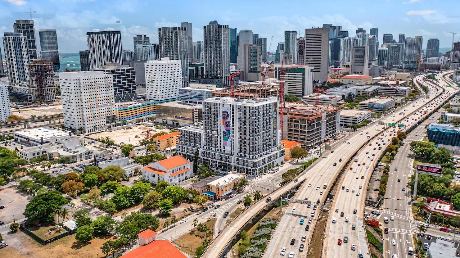 Charming In The Heart Of Downtown With Free Parking * Miami